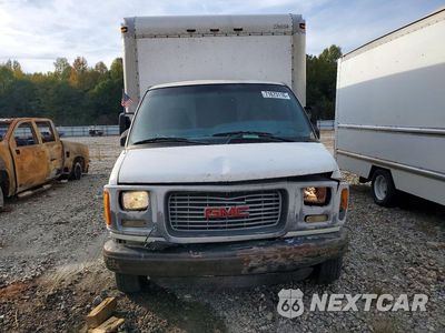 Piąte zdjęcie samochodu w środku: 2001 GMC SAVANA BOX TRUCK VIN:1GDJG31R611218837 - miniatura