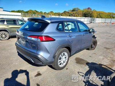 Trzecie zdjęcie samochodu z tyłu: 2023 TOYOTA COROLLA CROSS L VIN:7MUAAABG5PV057177 - miniatura