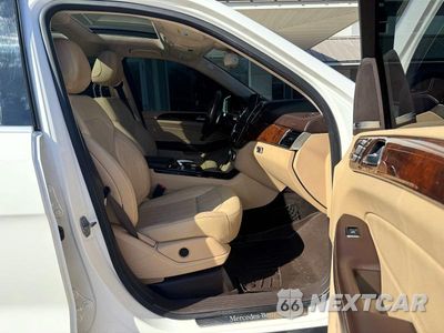 Piąte zdjęcie samochodu w środku: 2019 MERCEDES-BENZ GLS 450 4MATIC VIN:4JGDF6EE2KB193567 - miniatura