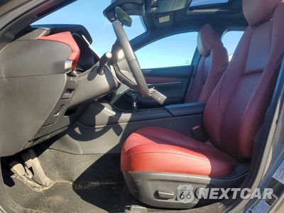 Zdjęcie 7 z 13 samochodu: 2026 MAZDA 3 PREMIUM VIN:JM1BPAML0T1857173 - miniatura