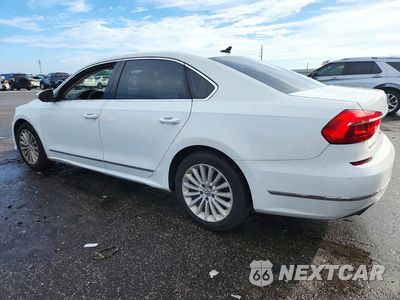 Drugie zdjęcie samochodu z przodu: 2016 VOLKSWAGEN PASSAT SE VIN:1VWBT7A39GC012154 - miniatura