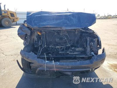 Piąte zdjęcie samochodu w środku: 2010 CHEVROLET TAHOE C1500 LS VIN:1GNUCAE07AR112595 - miniatura