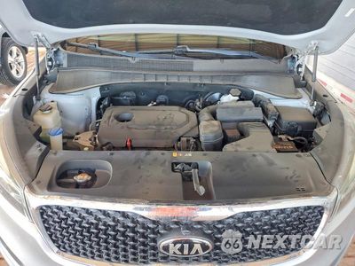 Zdjęcie 11 z 12 samochodu: 2016 KIA SORENTO LX VIN:5XYPG4A31GG048248 - miniatura