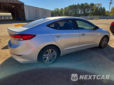 Trzecie zdjęcie samochodu z tyłu: 2018 HYUNDAI ELANTRA SEL VIN:5NPD84LF3JH365228 - miniatura