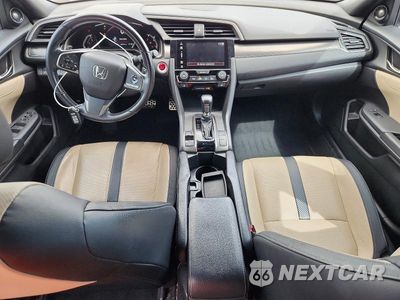 Zdjęcie 8 z 12 samochodu: 2018 HONDA CIVIC SPORT TOURING VIN:SHHFK7H92JU223111 - miniatura