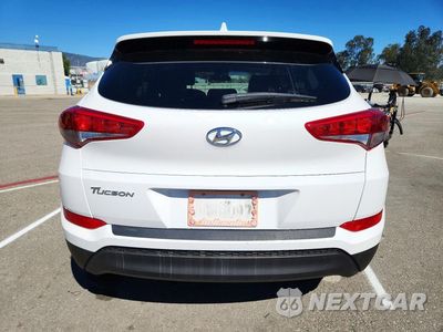 Zdjęcie 6 z 12 samochodu: 2018 HYUNDAI TUCSON SEL VIN:KM8J33A43JU757351 - miniatura