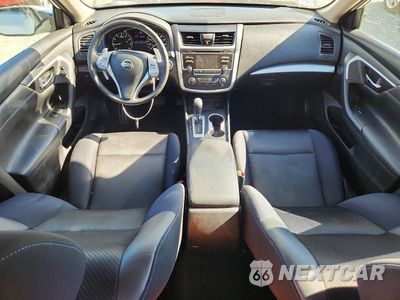 Zdjęcie 8 z 12 samochodu: 2017 NISSAN ALTIMA 2.5 SR VIN:1N4AL3AP0HC270046 - miniatura