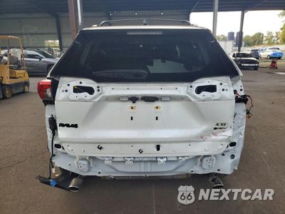 Zdjęcie 6 z 13 samochodu: 2025 TOYOTA RAV4 XSE VIN:JTME6RFV6SJ083474 - miniatura