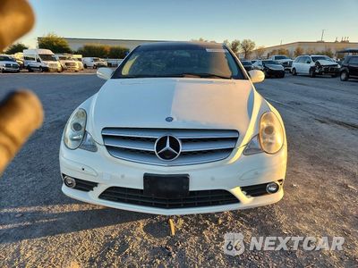 Czwarte zdjęcie samochodu z boku: 2008 MERCEDES-BENZ R 350 VIN:4JGCB56E48A068455 - miniatura
