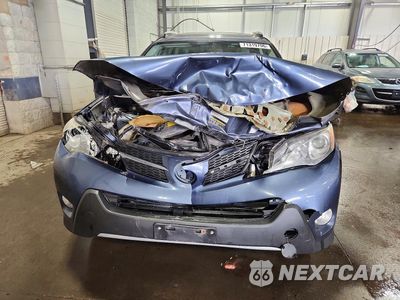 Piąte zdjęcie samochodu w środku: 2013 TOYOTA RAV4 XLE VIN:JTMRFREV9DD039182 - miniatura