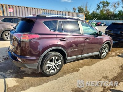 Trzecie zdjęcie samochodu z tyłu: 2016 TOYOTA RAV4 LE VIN:2T3BFREV6GW449060 - miniatura