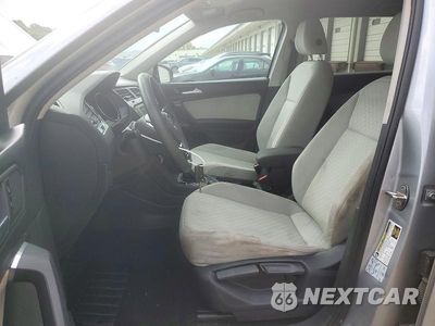 Zdjęcie 7 z 13 samochodu: 2019 VOLKSWAGEN TIGUAN S VIN:3VV0B7AX1KM192819 - miniatura