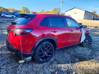 Trzecie zdjęcie samochodu z tyłu: 2025 HONDA HR-V SPORT VIN:3CZRZ2H50SM786403 - miniatura