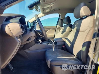Zdjęcie 7 z 14 samochodu: 2019 HYUNDAI SANTA FE SE VIN:5NMS23AD5KH048134 - miniatura