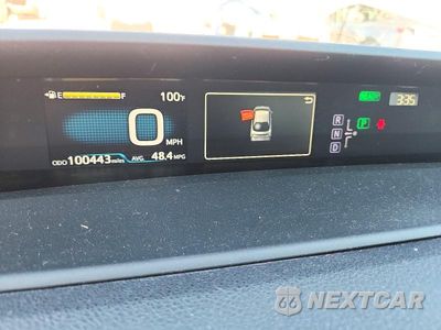 Zdjęcie 9 z 12 samochodu: 2017 TOYOTA PRIUS TWO VIN:JTDKBRFU0H3575338 - miniatura