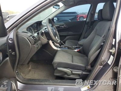 Zdjęcie 7 z 12 samochodu: 2017 HONDA ACCORD LX VIN:1HGCR2F3XHA194110 - miniatura