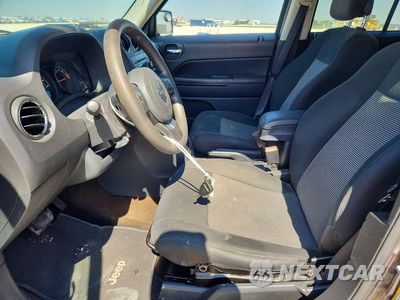 Zdjęcie 7 z 13 samochodu: 2015 JEEP PATRIOT SPORT VIN:1C4NJRBB0FD269347 - miniatura