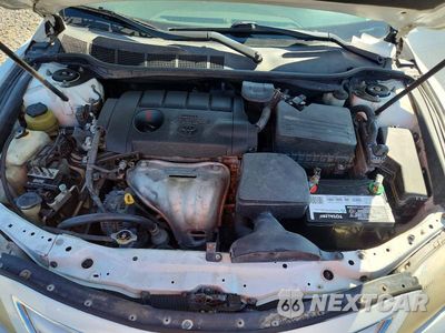 Zdjęcie 11 z 12 samochodu: 2010 TOYOTA CAMRY LE VIN:4T1BF3EK5AU572870 - miniatura