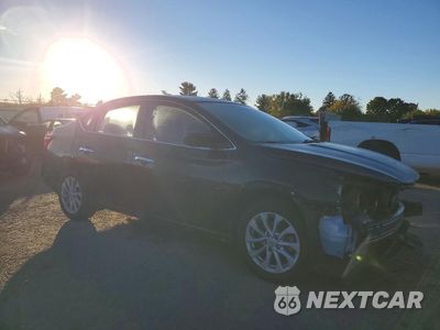 Czwarte zdjęcie samochodu z boku: 2019 NISSAN SENTRA VIN:3N1AB7AP9KY434447 - miniatura