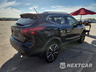 Trzecie zdjęcie samochodu z tyłu: 2017 NISSAN ROGUE SPORT SL VIN:JN1BJ1CP1HW033511 - miniatura
