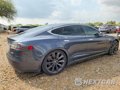 Trzecie zdjęcie samochodu z tyłu: 2014 TESLA MODEL S VIN:5YJSA1H21EFP63932 - miniatura
