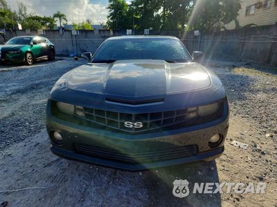 Piąte zdjęcie samochodu w środku: 2013 CHEVROLET CAMARO 2SS VIN:2G1FK1EJ3D9105518 - miniatura