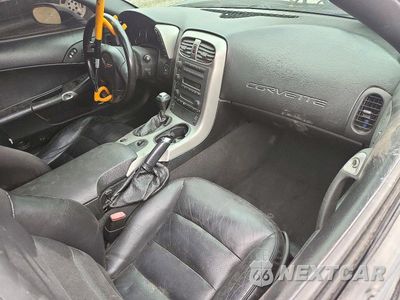 Zdjęcie 8 z 12 samochodu: 2005 CHEVROLET CORVETTE VIN:1G1YY24U955130589 - miniatura