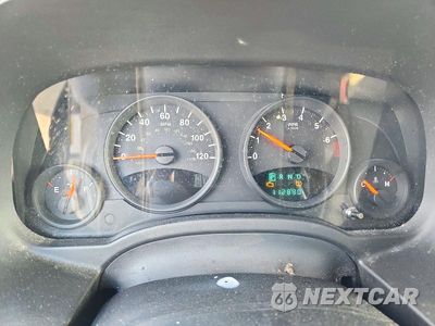 Zdjęcie 9 z 13 samochodu: 2013 JEEP PATRIOT SPORT VIN:1C4NJPBA9DD245833 - miniatura