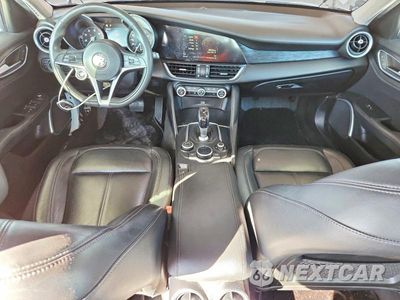 Zdjęcie 8 z 12 samochodu: 2019 ALFA ROMEO GIULIA SPORT VIN:ZARFAMAN6K7609649 - miniatura