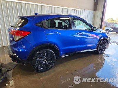 Trzecie zdjęcie samochodu z tyłu: 2021 HONDA HR-V SPORT VIN:3CZRU6H18MM744048 - miniatura