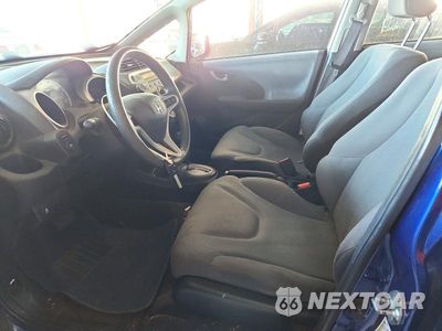 Zdjęcie 7 z 12 samochodu: 2013 HONDA FIT VIN:JHMGE8H3XDC025018 - miniatura