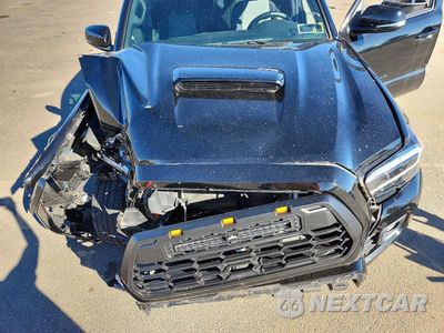 Zdjęcie 11 z 13 samochodu: 2023 TOYOTA TACOMA TRD SPORT VIN:3TMCZ5AN1PM603086 - miniatura