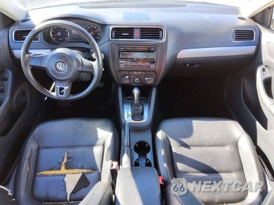 Zdjęcie 8 z 13 samochodu: 2013 VOLKSWAGEN JETTA SE VIN:3VWDP7AJ4DM404500 - miniatura