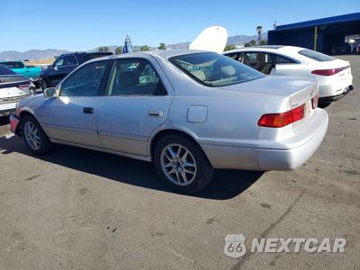 Drugie zdjęcie samochodu z przodu: 2001 TOYOTA CAMRY XLE V6 VIN:4T1BF28K51U117605 - miniatura
