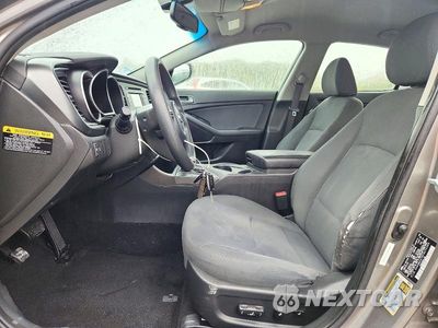 Zdjęcie 7 z 12 samochodu: 2015 KIA OPTIMA LX VIN:5XXGM4A70FG472289 - miniatura