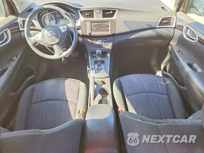 Zdjęcie 8 z 13 samochodu: 2019 NISSAN SENTRA SV VIN:3N1AB7AP1KY411244 - miniatura
