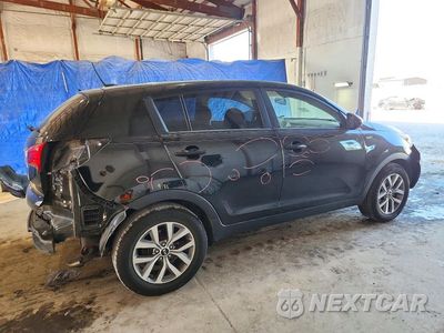 Trzecie zdjęcie samochodu z tyłu: 2016 KIA SPORTAGE LX VIN:KNDPBCAC3G7815216 - miniatura