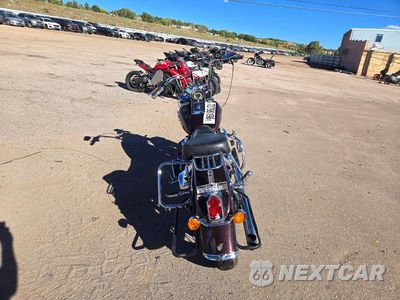Czwarte zdjęcie samochodu z boku: 2011 HARLEY-DAVIDSON FLSTN VIN:1HD1JD519BB030260 - miniatura