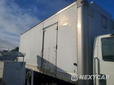 Zdjęcie 11 z 13 samochodu: 2014 INTERNATIONAL 4300 BOX TRUCK VIN:1HTMMAALXEH033054 - miniatura