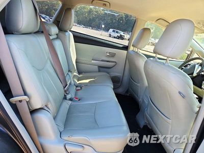 Zdjęcie 11 z 13 samochodu: 2013 TOYOTA PRIUS V TWO VIN:JTDZN3EU9D3197387 - miniatura