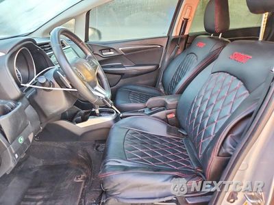 Zdjęcie 7 z 12 samochodu: 2018 HONDA FIT SPORT VIN:3HGGK5H63JM733125 - miniatura
