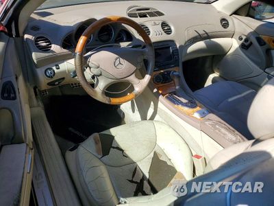 Zdjęcie 8 z 12 samochodu: 2005 MERCEDES-BENZ SL 500 VIN:WDBSK75F05F093792 - miniatura