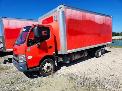 2017 HINO 195 BOX TRUCK JHHSDM2H7HK005779 - główne zdjęcie licytacji z USA - miniatura