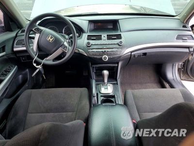 Zdjęcie 8 z 12 samochodu: 2008 HONDA ACCORD EX VIN:1HGCP36798A047193 - miniatura