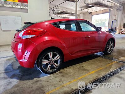 Trzecie zdjęcie samochodu z tyłu: 2017 HYUNDAI VELOSTER VALUE EDITION VIN:KMHTC6AD6HU323686 - miniatura