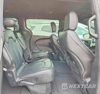 Zdjęcie 11 z 13 samochodu: 2025 CHRYSLER PACIFICA SELECT VIN:2C4RC1BG7SR542560 - miniatura