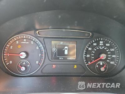 Zdjęcie 9 z 13 samochodu: 2017 KIA SORENTO LX VIN:5XYPG4A35HG230102 - miniatura