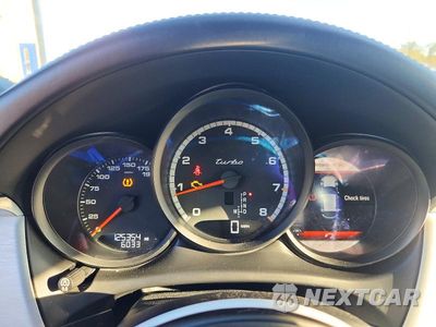 Zdjęcie 9 z 13 samochodu: 2018 PORSCHE MACAN TURBO VIN:WP1AF2A5XJLB70860 - miniatura