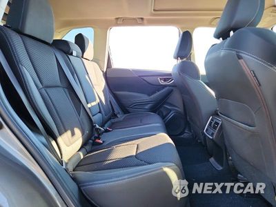 Zdjęcie 11 z 13 samochodu: 2019 SUBARU FORESTER PREMIUM VIN:JF2SKAEC5KH436263 - miniatura