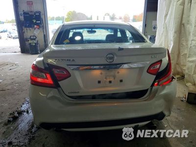 Zdjęcie 6 z 12 samochodu: 2016 NISSAN ALTIMA 2.5 SR VIN:1N4AL3AP2GC274887 - miniatura